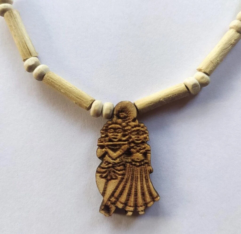 MAYAPURI 100 % Original Tulsi Mala With Radha-Krishna Pendant - Tulsi Wood Locket- Single Piece - Image 3