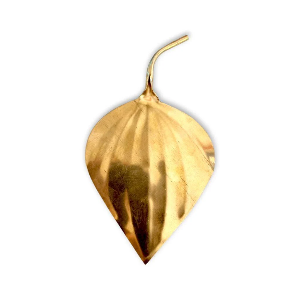 Pure Brass Pan Patta - Batel Leaf For Pooja - "पिटल पान पत्ता" 4.9 - 2.6 Inch Approx - Single Piece Brass Betel Leaf - Image 3