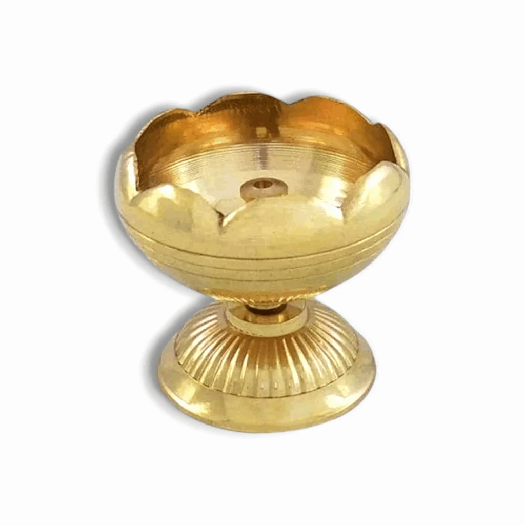 Classic Brass Flower Design Diya - Decorative Brass Oil Lamp - Lamp For Home Temple Puja Articles Decor Gifts(Pack of 2) - Image 2