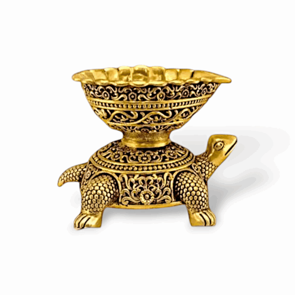 Brass Tortoise Diya - Tortoise Home Decor Deepam Lamp -Pooja Arati Tortoise Diya Lamp - Decorative Oil Light Diwali Festival Temple Pooja