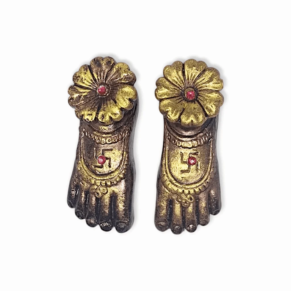 Terracotta Antique Finish Maa Lakshmi Charan - Maa Lakshmi Mitti Charan - Maa Lakshmi Feet for Pooja Room - Devi Charan for Diwali puja